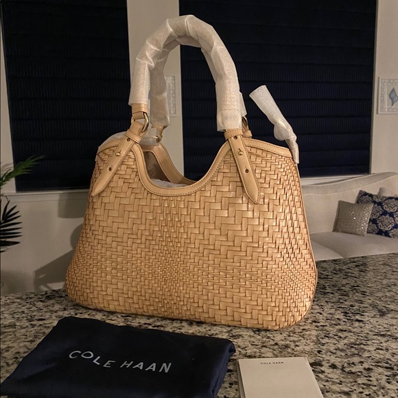 ✨SOLD!✨Cole Haan✨NWT!✨Genevieve Woven Leather Bag - Picture 6 of 16